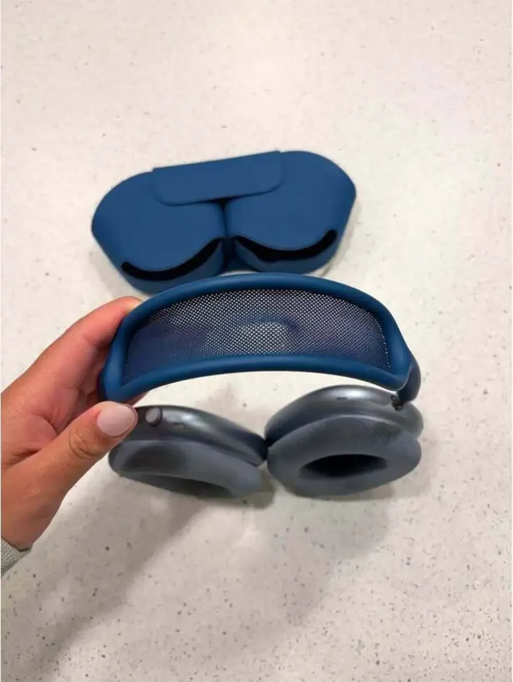 Apple AirPod Max - First Generation